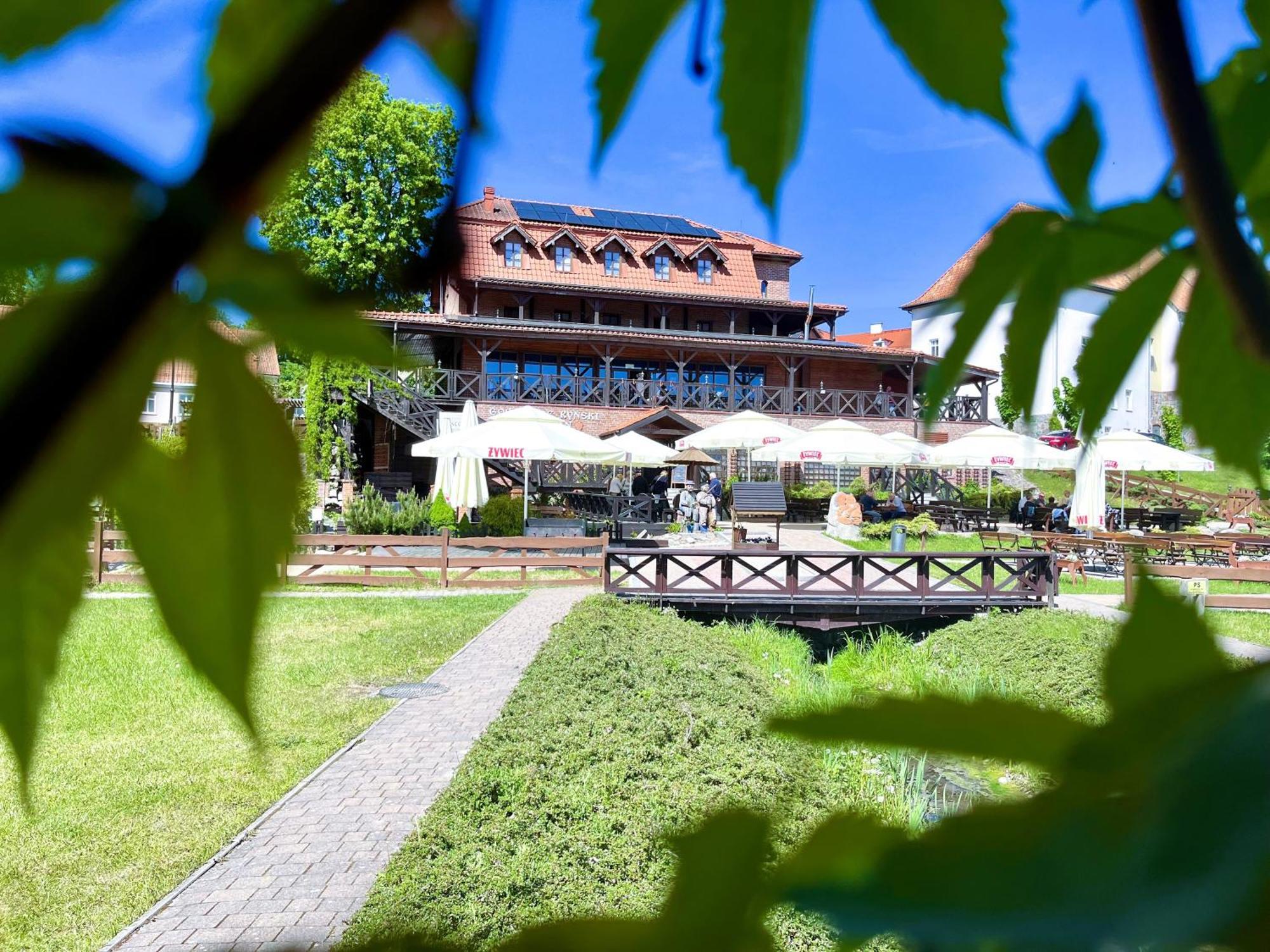 Gosciniec Rynski Mlyn Рын Экстерьер фото